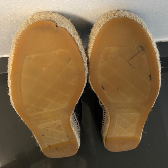 Chanel Lambskin Espadrilles - Picture 14 of 16